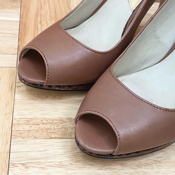 MICHAEL Michael Kors Hamilton Mocha Snakeskin Leather Heels Peep Toe Pump 9.5 - Picture 3 of 16